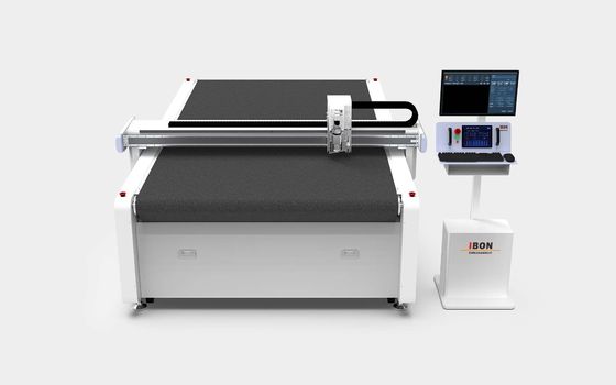 La macchina di taglio per auto a 50 Hz controllata dal computer