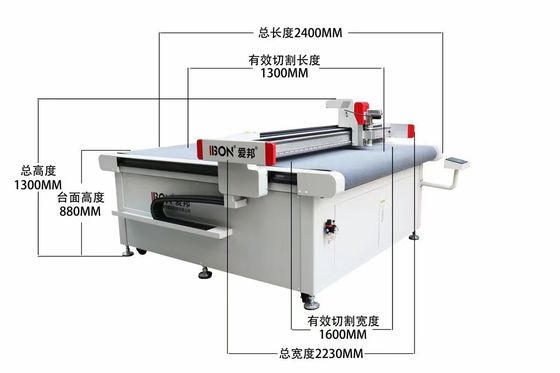 Buon prezzo Macchina di taglio di abbigliamento a 50 Hz macchina di taglio di tessuti CNC personalizzabile con materiale di taglio del colletto in linea