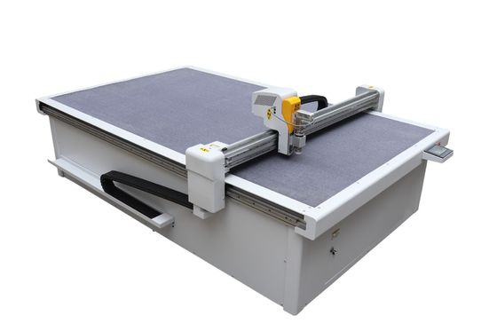 Macchine di taglio automatiche per la lavorazione della pelle per apparecchiature dirette in energia elettrica