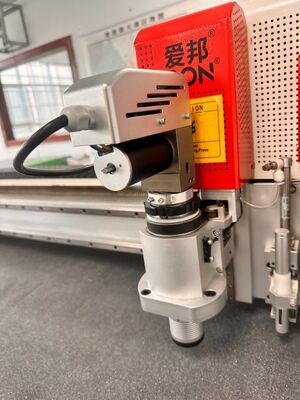 Strumento a coltello oscillante ad alta frequenza con compatibilità universale e struttura durevole di livello industriale per il taglio CNC